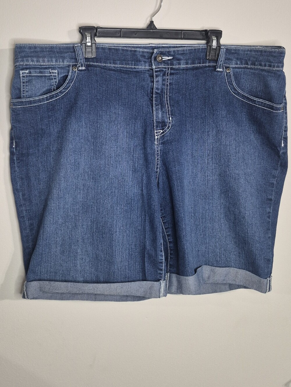 APT.9 Women's Dark Blue Denim Bermuda Shorts size 22